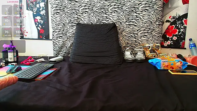 Snapshot of perla_mature chatting on 02.12.25 perla mature online show from 02.12.25