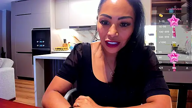 Snapshot of CindyWilliams_ chatting on 11.23.25 CindyWilliams online show from 11.23.25