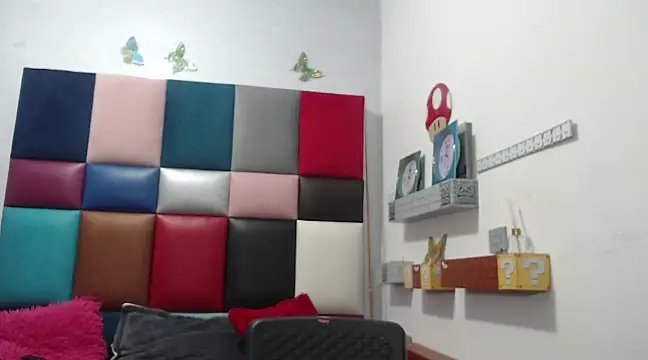 lily jamesx online show from 03.07.25