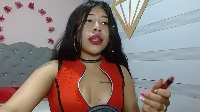 lily jamesx online show from 09.19.25