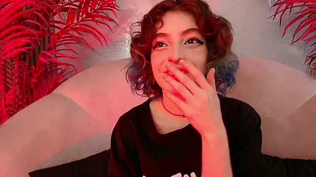 EvaHalsey online show from 12.04.25