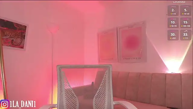 Snapshot of Gisell_Daniela1 chatting on 01.13.26 Gisell Daniela1 online show from 01.13.26