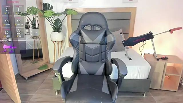 Snapshot of irantzu_hank chatting on 01.22.25 irantzu hank online show from 01.22.25