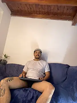 Snapshot of AndresSmith__ chatting on 02.19.26 AndresSmith online show from 02.19.26