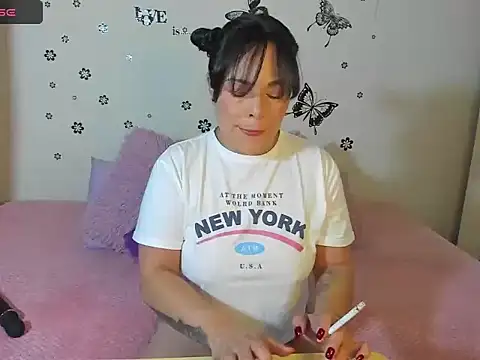 MIA BIANCCO online show from 01.26.25