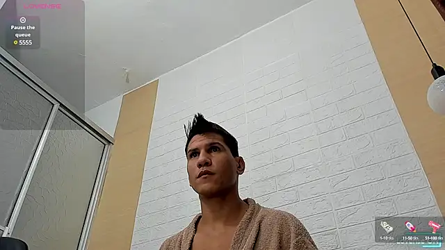 nakedfoam1 online show from 02.23.25