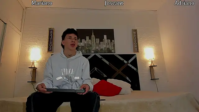 nakedfoam1 online show from 09.09.25