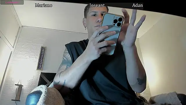 nakedfoam1 online show from 11.10.25