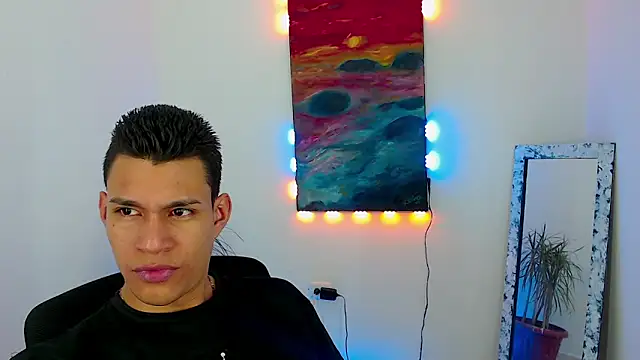 Snapshot of dirtyboy_23 chatting on 02.12.25 dirtyboy 23 online show from 02.12.25