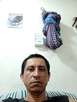 Snapshot of Hugoloco2 chatting on 07.18.26 Hugoloco2 online show from 07.18.26