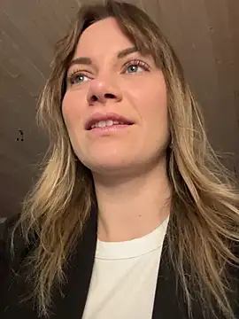 Milla  one online show from 12.12.24