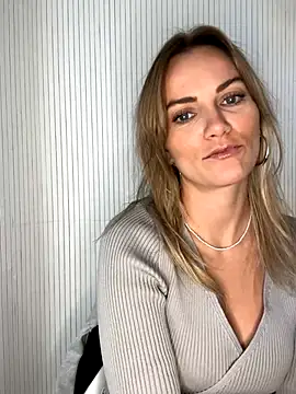 Milla  one online show from 09.22.25