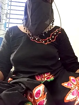 Snapshot of RaselKg chatting on 01.07.26 RaselKg online show from 01.07.26