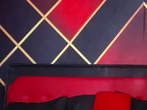 Snapshot of CindyandCarlo chatting on 03.08.25 CindyandCarlo online show from 03.08.25