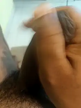 Snapshot of Olivia511 chatting on 01.01.25 Olivia511 online show from 01.01.25