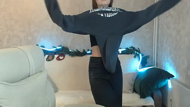 AnaHoney online show from 01.17.25