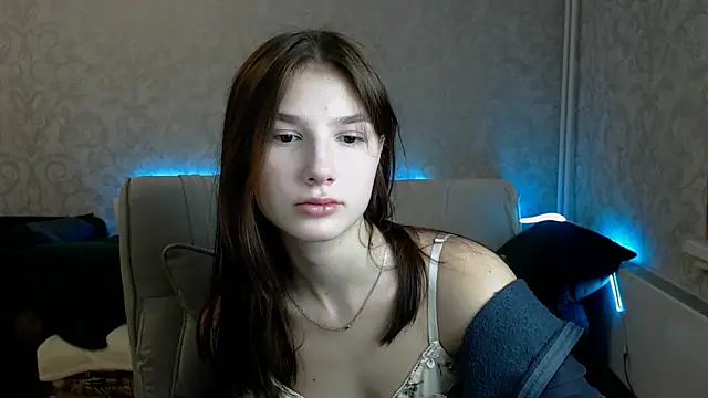 AnaHoney online show from 02.18.25