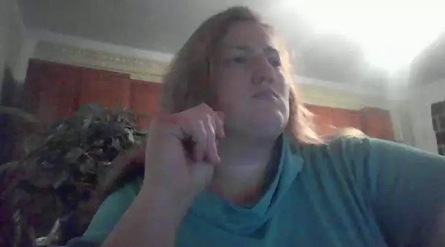 Snapshot of GoldenPearl29 chatting on 12.06.24 GoldenPearl29 online show from 12.06.24