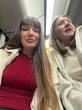 Snapshot of Sophie_Avory chatting on 02.13.26 Sophie Avory online show from 02.13.26