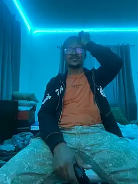 Snapshot of demonpt3 chatting on 01.18.25 demonpt3 online show from 01.18.25