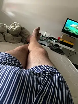 Julian 23312 online show from 02.02.26