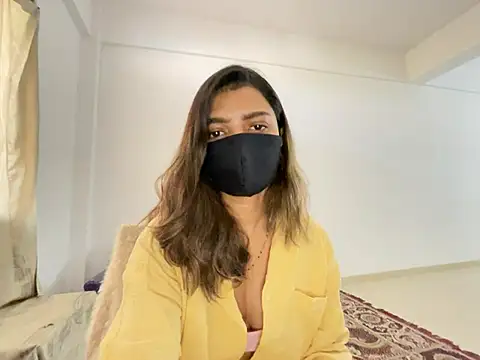 Snapshot of MaYaa__11 chatting on 12.20.24 MaYaa 11 online show from 12.20.24