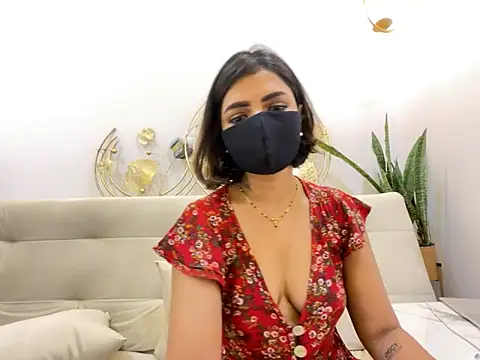 Snapshot of MaYaa__11 chatting on 02.12.25 MaYaa 11 online show from 02.12.25