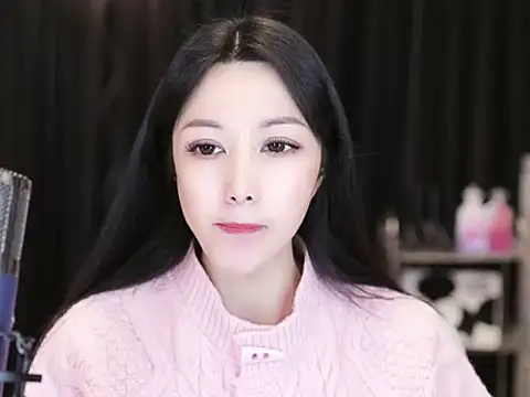 Nuyoah-77 online show from 01.17.25