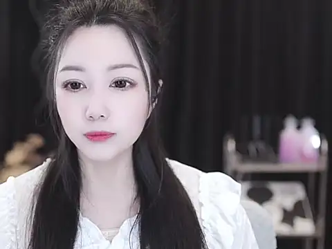 Nuyoah-77 online show from 02.19.26