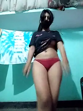 Snapshot of Hotty-Divya chatting on 04.24.26 Hotty-Divya online show from 04.24.26