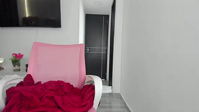 Ori valentina online show from 02.27.25