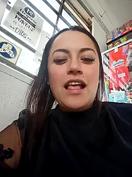 Snapshot of Lesly_10- chatting on 02.20.26 Lesly 10- online show from 02.20.26