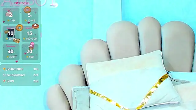 KylieMonnett online show from 03.02.25