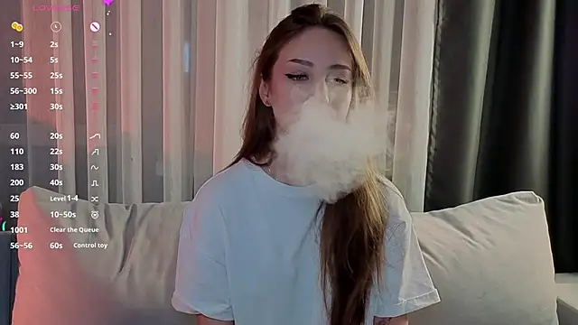 Snapshot of Alice_loft chatting on 11.15.25 Alice loft online show from 11.15.25