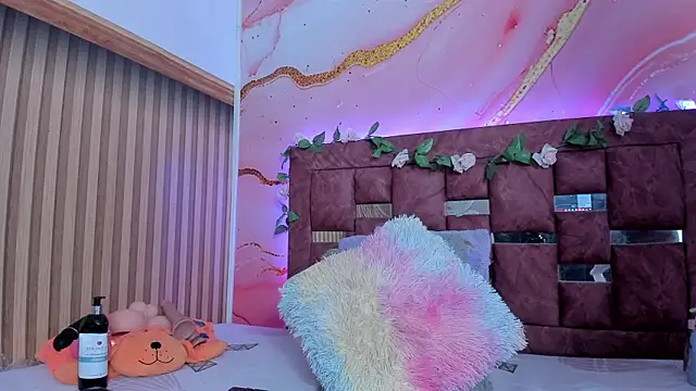 melody paris online show from 03.07.25