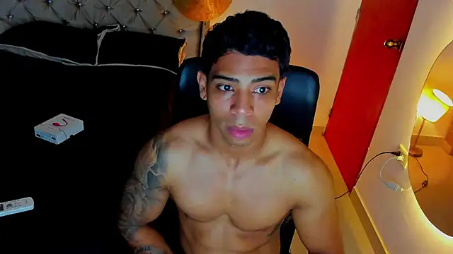 Snapshot of Andrew_wolf7 chatting on 11.20.25 Andrew wolf7 online show from 11.20.25