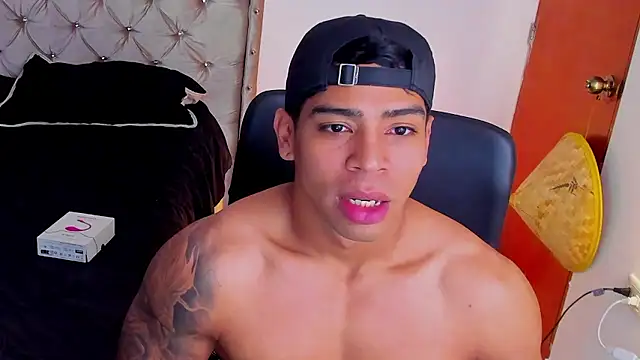 Andrew wolf7 online show from 01.08.26