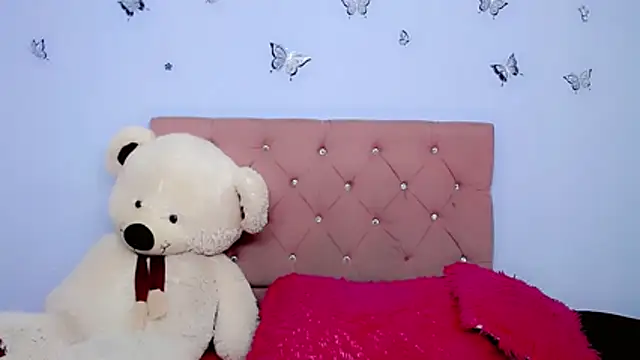 Riossvale online show from 11.18.25