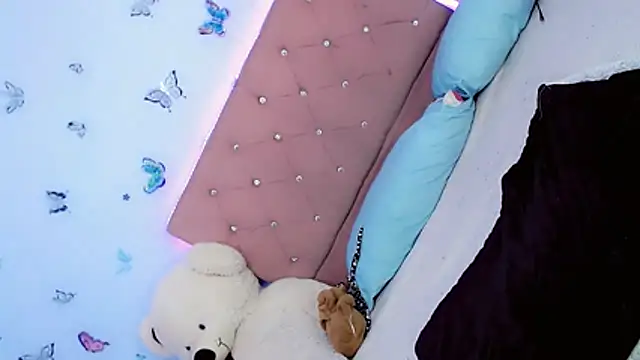 Riossvale online show from 04.14.26