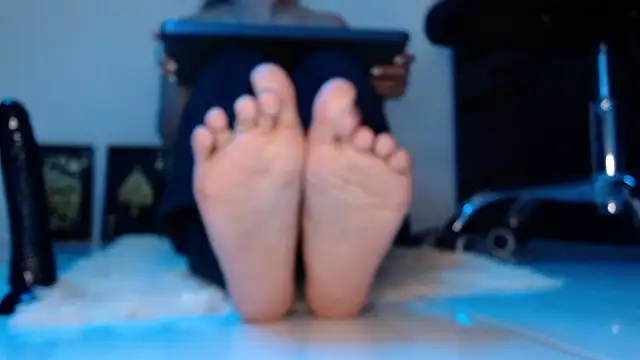 latinfeet-qos online show from 12.03.24