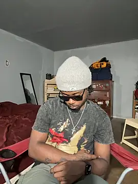 SluttyLyfe4L online show from 10.21.25