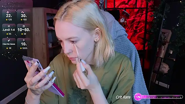 Snapshot of Crackling_Tatii chatting on 01.04.25 Crackling Tatii online show from 01.04.25