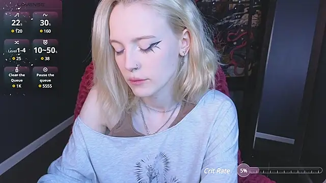 Snapshot of Crackling_Tatii chatting on 02.08.25 Crackling Tatii online show from 02.08.25