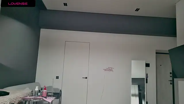 white King9999 online show from 11.17.25