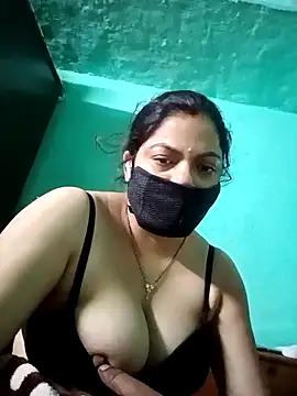 Lustyful Couple online show from 12.20.24