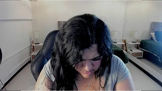 Snapshot of _Dulcinea_1 chatting on 06.11.26 Dulcinea 1 online show from 06.11.26