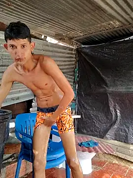 Valentinacuc online show from 10.17.25