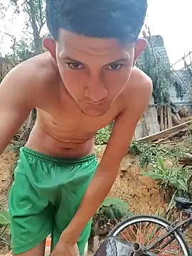 Valentinacuc online show from 02.06.26