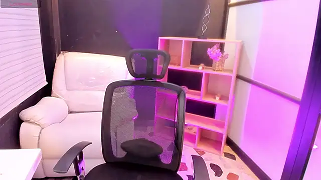 EmySilver online show from 12.06.24