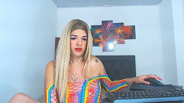 eloisaath online show from 03.23.25